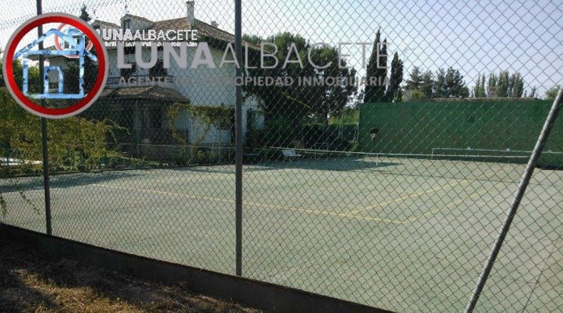 Albacete - Albacete - 2669m2