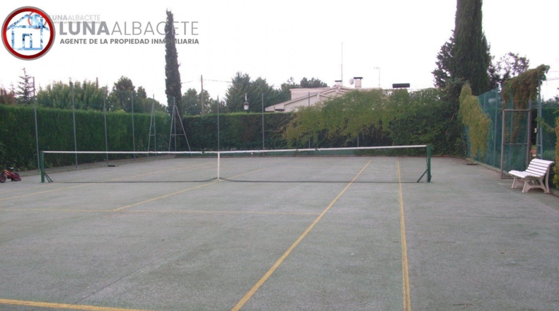 Albacete - Albacete - 2669m2
