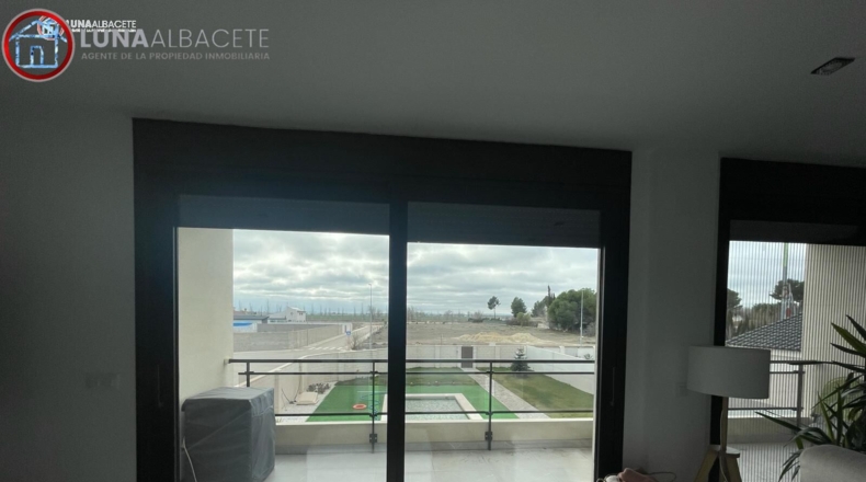 Albacete - Albacete - 1000m2