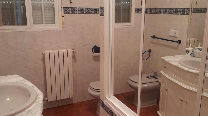 Albacete - Albacete - 2300m2
