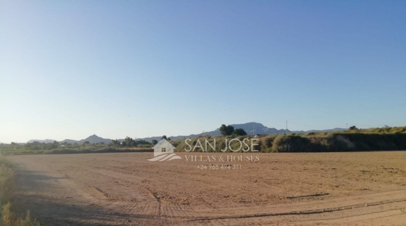 Alicante - La Cruz - 11500m2