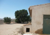 Casa de camp amb terreny en venda a la España, Montfort, ref.: TR36933 foto