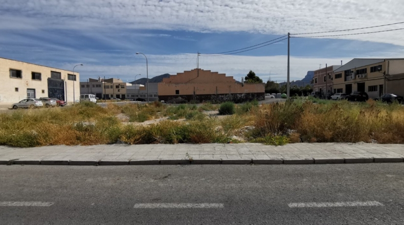 Alicante - Elda - 1838m2