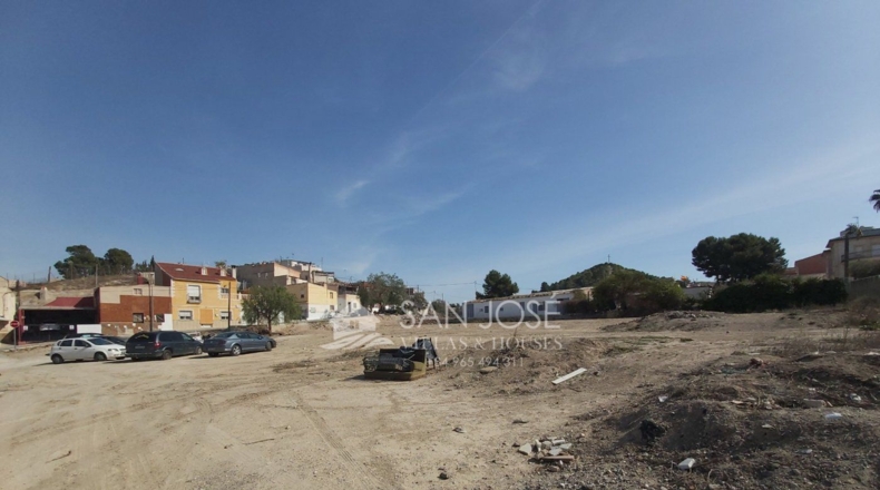 Alicante - La Columna - 3319m2