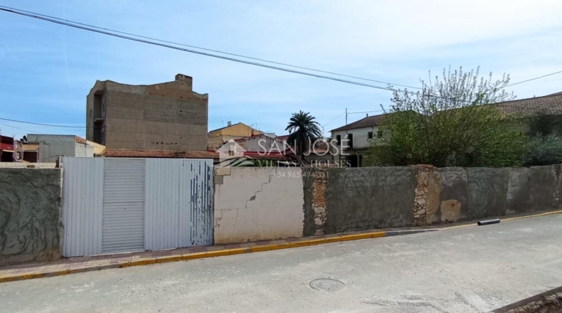 Alicante - Jacarilla - 2084m2