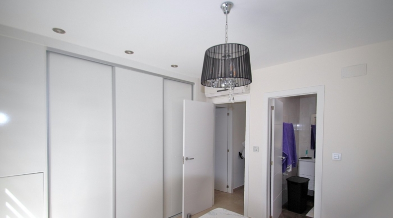 Alicante - Torrevieja - 270m2