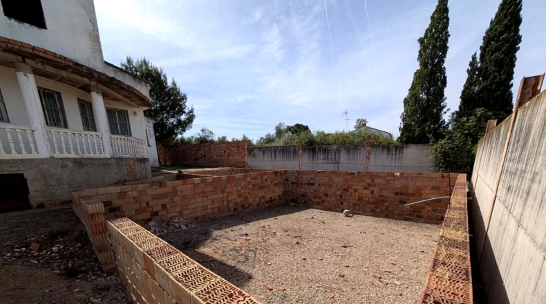 Jaén - Linares - 1847m2
