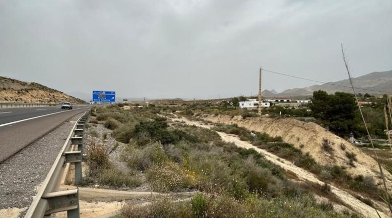 Almería - Serón - 10568m2