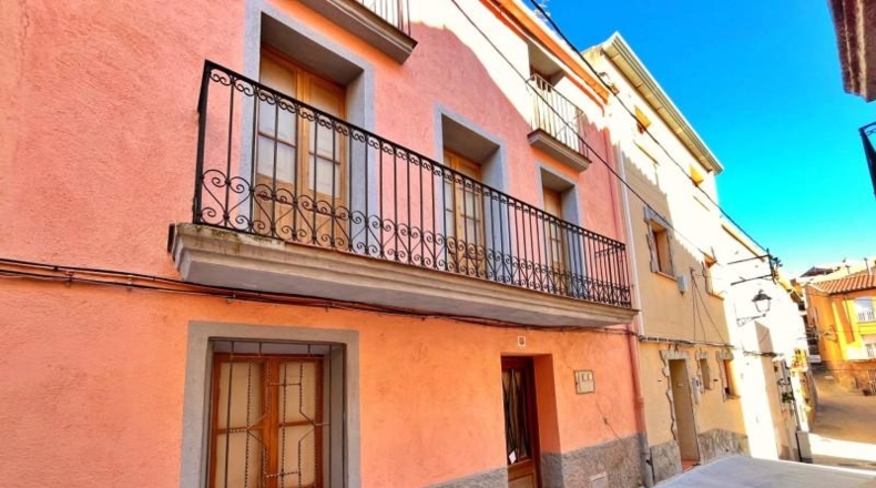 Tarragona - Alfara de Carles - 220m2