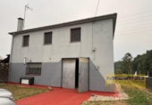 Casa de camp amb terreny en venda a la España, Becerreá, ref.: TR325280 foto