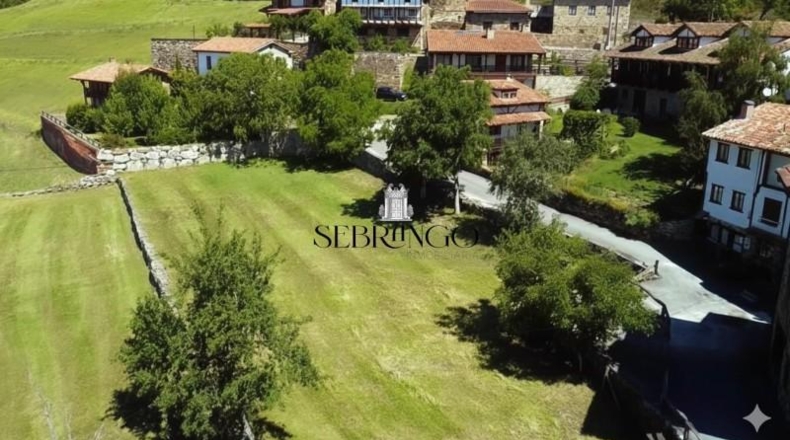 Cantabria - Cabezón de Liébana - 1070m2