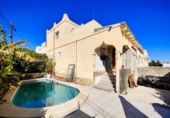 Casa de pueblo en venta en la España, San Miguel de Salinas, ref: TR382001 foto