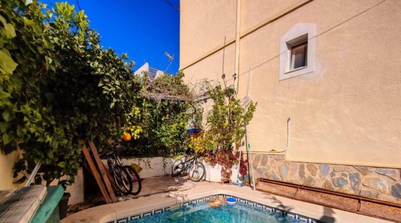 Аликанте - San Miguel de Salinas - 150m2