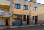 Casa de pueblo en venta en la España, Badajoz, ref: TR403945 foto