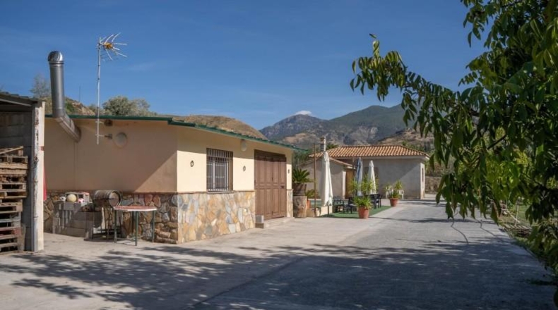 Гранада - Huétor Vega - 4200m2