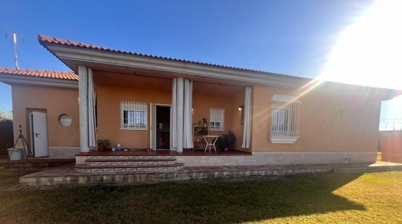 Кордова - Almodóvar del Río - 619m2