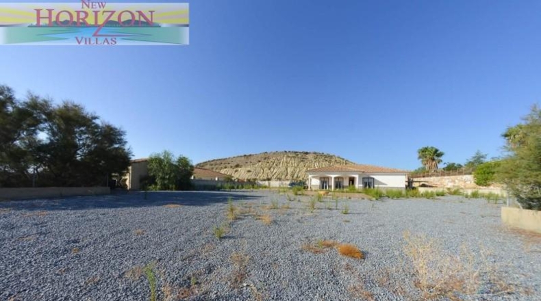Almería - Zurgena - 2000m2