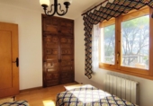 Chalet independiente con terreno en venta en la España, La Puebla de Castro, ref: TR333277 foto