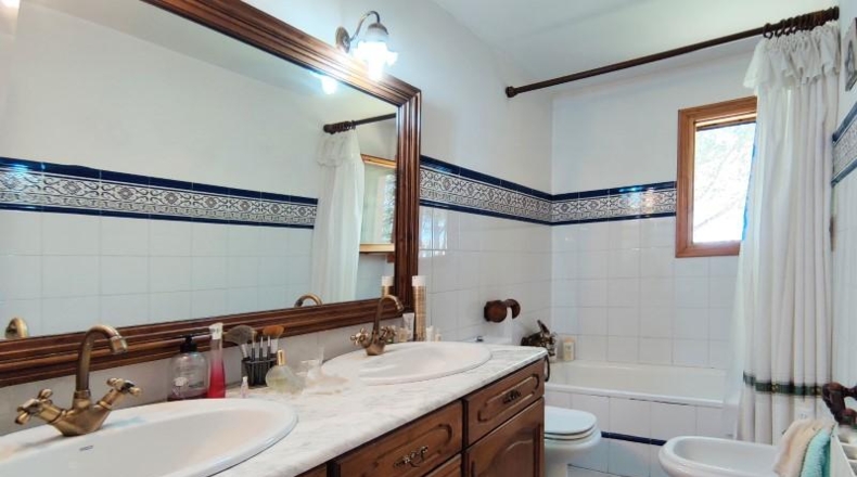 Huesca - La Puebla de Castro - 1092m2