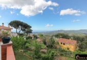 Chalet independiente con terreno en venta en la España, Sant Iscle de Vallalta, ref: TR403988 foto