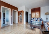 Chalet independiente con terreno en venta en la España, Sant Iscle de Vallalta, ref: TR403988 foto