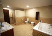 Chalet independiente con terreno en venta en la España, Alicante, ref: TR400794 foto