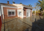 Xalet independent amb terreny en venda a la España, Crevillent, ref.: TR228508 foto