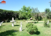 Chalet independiente con terreno en venta en la España, Ávila, ref: TR135223 foto