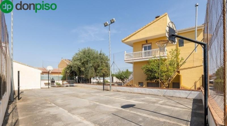 Granada - Ogíjares - 701m2