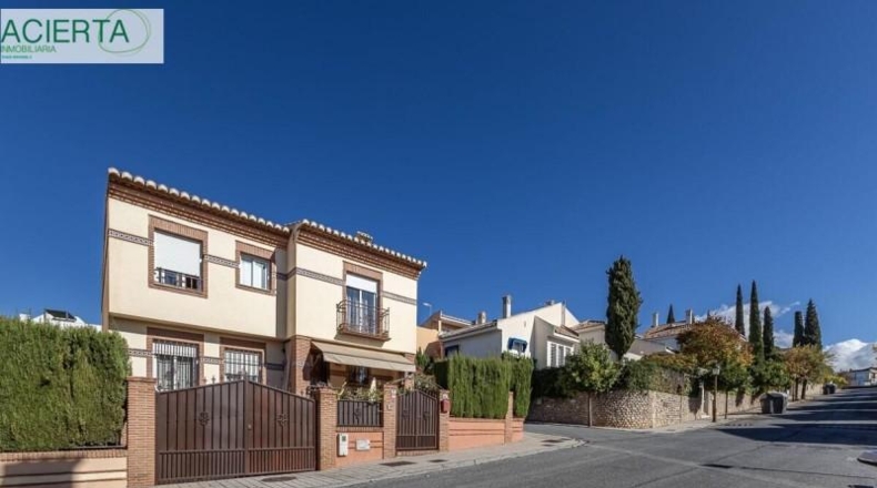 Granada - Huétor Vega - 246m2