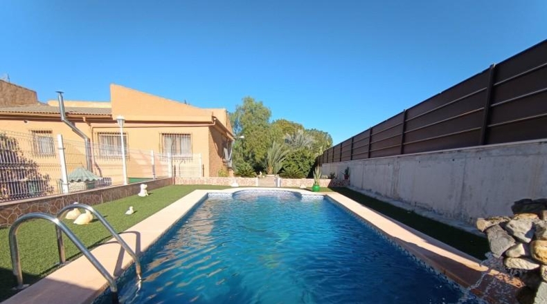 Murcia - Molina de Segura - 840m2