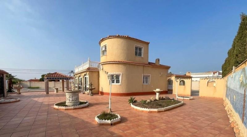 Alicante - Torrevieja - 880m2