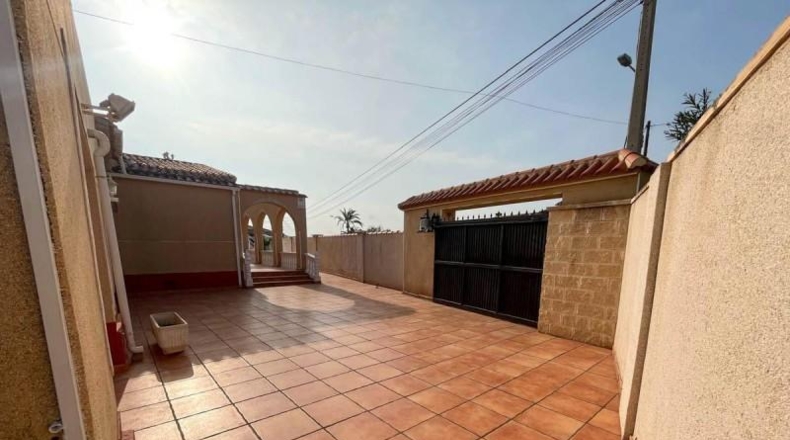 Alicante - Torrevieja - 880m2