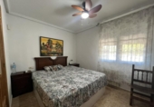 Chalet independiente con terreno en venta en la España, Torrevieja, ref: TR345272 foto