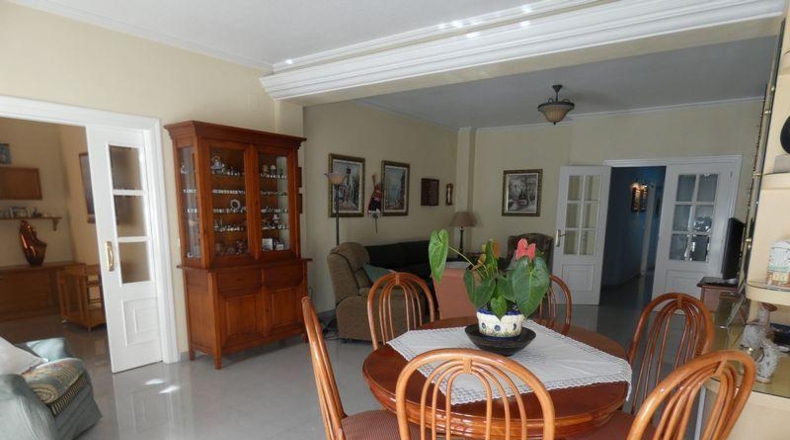 Аликанте - Almoradí - 405m2