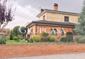 Chalet independiente con terreno en venta en la España, Alpicat, ref: TR219405 foto