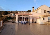 Дом с участком на продажу в городе Motril Фото