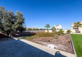 Chalet independiente con terreno en venta en la España, Benijófar, ref: TR398833 foto