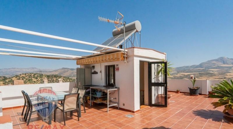Málaga - Casabermeja - 310m2