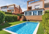 Chalet independiente con terreno en venta en la España, Zaragoza, ref: TR405047 foto