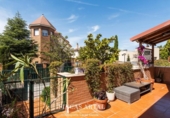 Chalet independiente con terreno en venta en la España, Zaragoza, ref: TR405047 foto