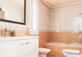 Chalet independiente con terreno en venta en la España, Zaragoza, ref: TR405047 foto