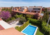 Chalet independiente con terreno en venta en la España, Zaragoza, ref: TR405047 foto