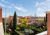 Chalet independiente con terreno en venta en la España, Zaragoza, ref: TR405047 foto