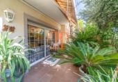 Casa de pueblo en venta en la España, Premià de Mar, ref: TR351198 foto