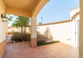 Chalet independiente con terreno en venta en la España, Torrevieja, ref: TR265408 foto