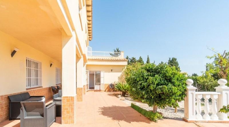 Alicante - Torrevieja - 612m2