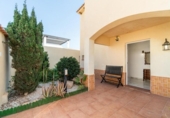 Chalet independiente con terreno en venta en la España, Torrevieja, ref: TR265408 foto