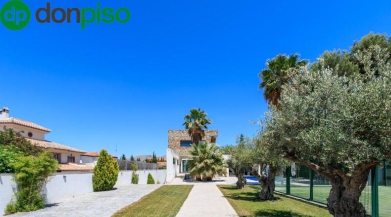 Гранада - Gójar - 1550m2