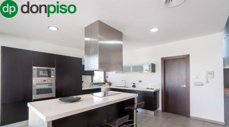 Гранада - Gójar - 1550m2